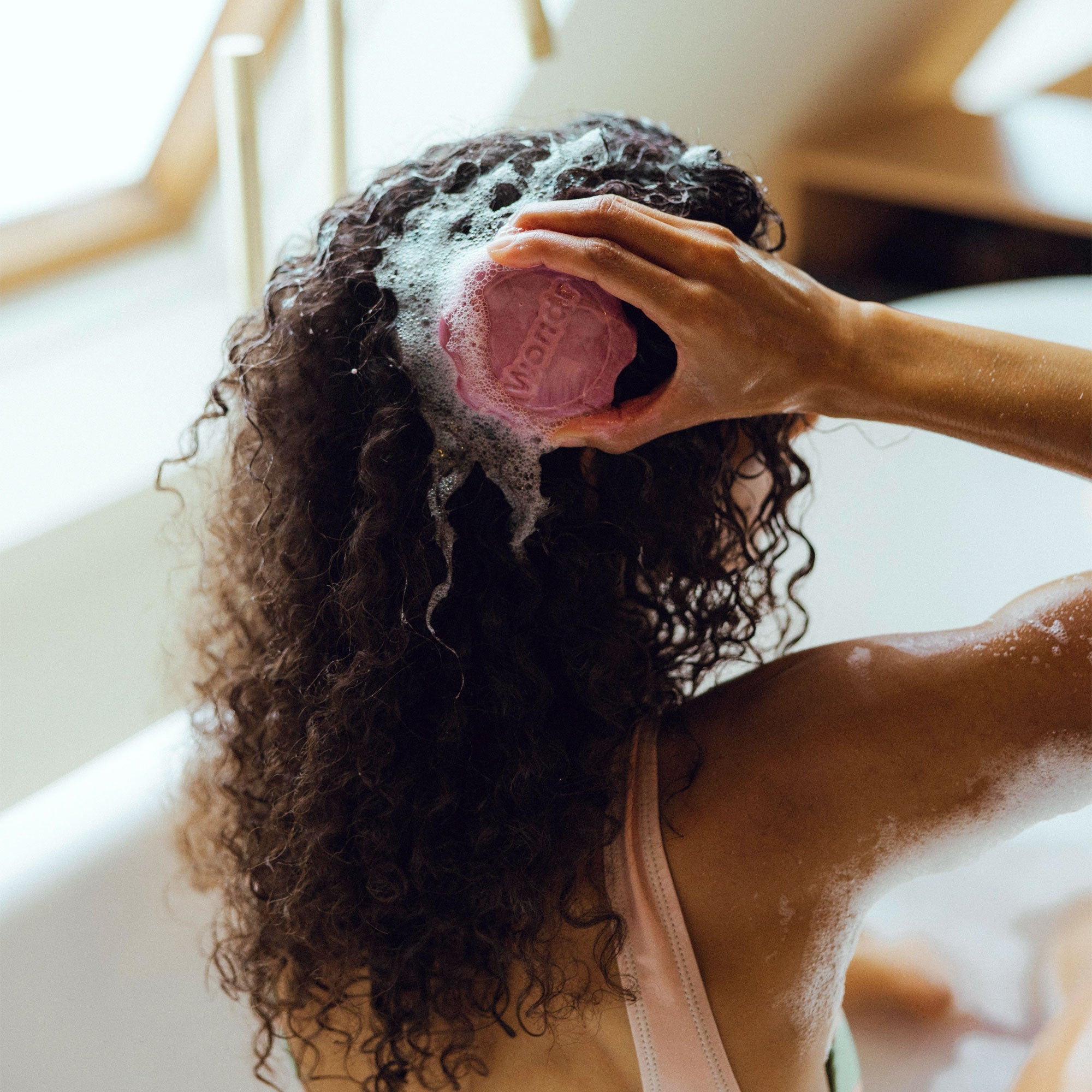 The Wondr of Gifting | Limited Edition Cinnamon All-in-One Bar